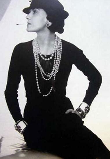 petite robe noir coco chanel